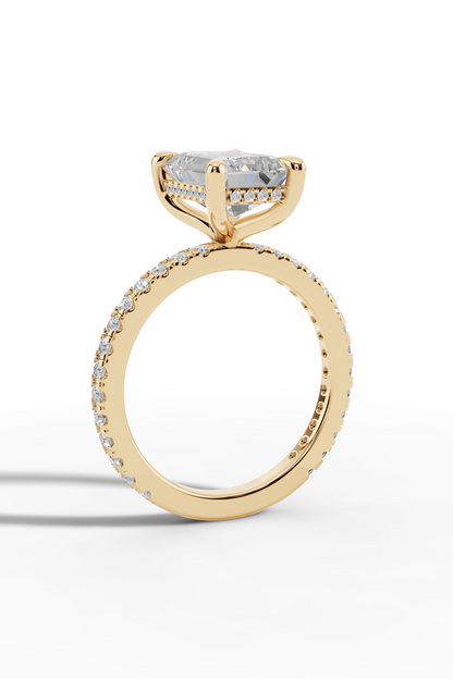 2.5ct Emerald Engagement Ring